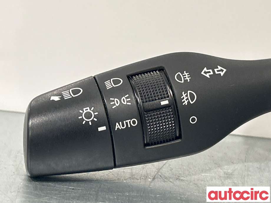 Bryter blink til Lexus NX 2014-2021 (Type I) (AZ10) (AZ10) (LEXUS|8414078010)