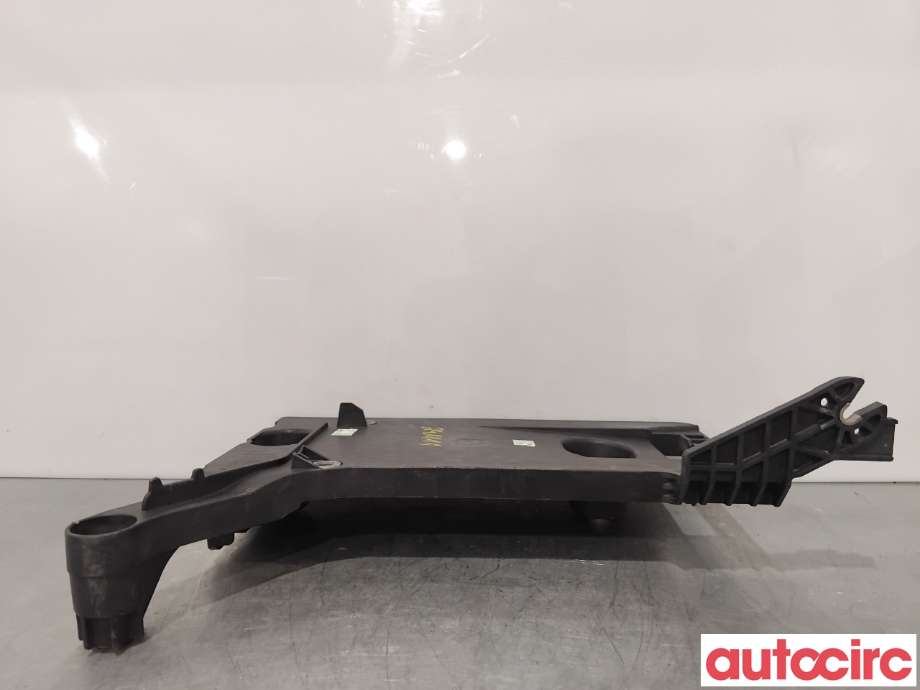 Batterikasse/feste til Škoda Superb 2015-->> (Type III)  (SKODA|3G0907509A|)