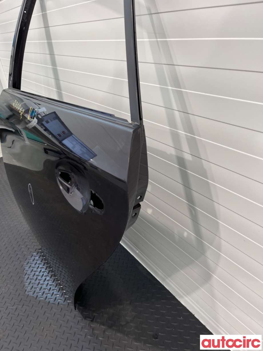 Dør venstre bak til Toyota Prius +7 2012-2020 (Type III) (stasjonsvogn) (stasjonsvogn) (TOYOTA|6700447080|)