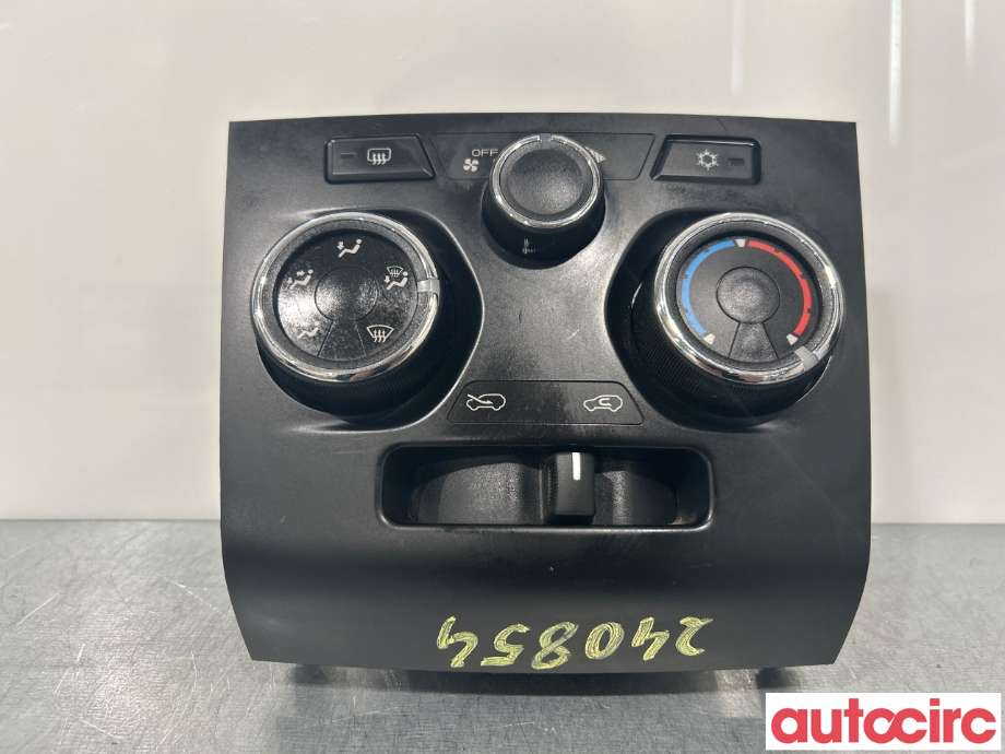 Varmeapparat betjening til Isuzu D-Max 2012-2017 (Type II, Fase 1)  (ISUZU|8-98120-146-4|)