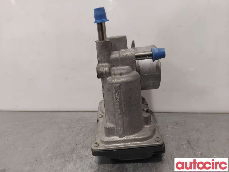 Spjeldhus til Toyota Yaris 2014-2020 (Type III, Fase 2)  (TOYOTA|2203047040||22030-47040)