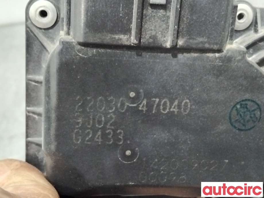 Spjeldhus til Toyota Yaris 2014-2020 (Type III, Fase 2)  (TOYOTA|2203047040||22030-47040)