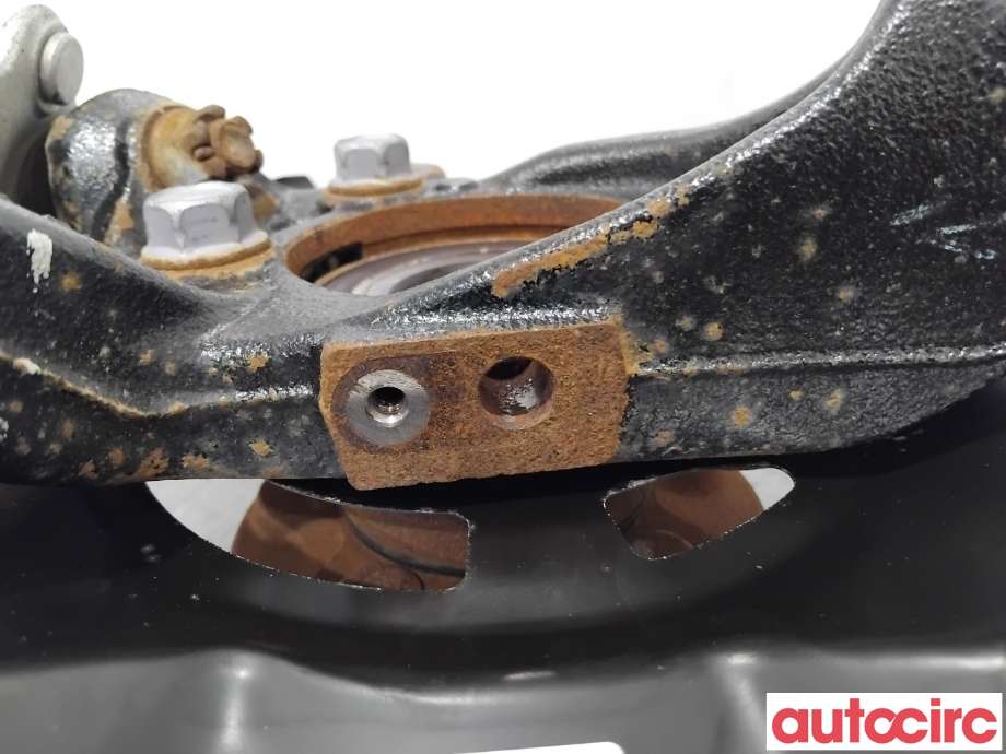 Hjulspindel høyre foran til Toyota Yaris 2020-->> (Type IV)  (TOYOTA|4321102410|)