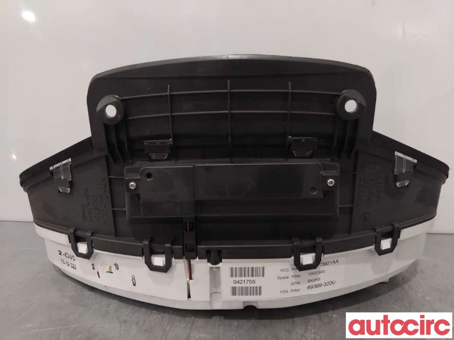Instrumentpanel til Volvo XC70 2008-2013 (Type II, Fase 1)  (VOLVO|36002600|69399-320U)