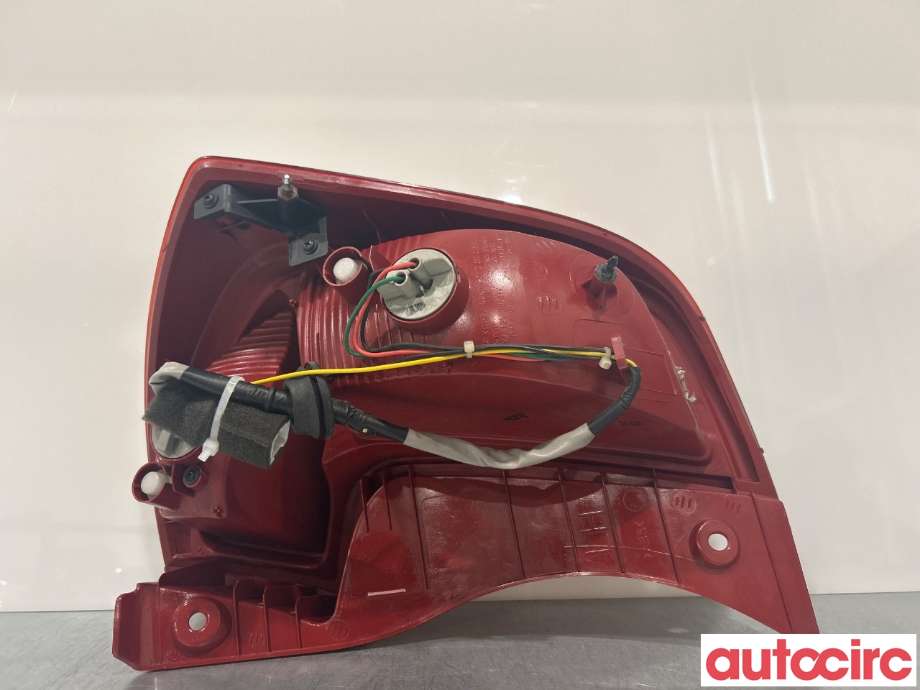 Baklykt venstre til Kia Picanto 2011-2017 (Type II)  (KIA|924011Y010)