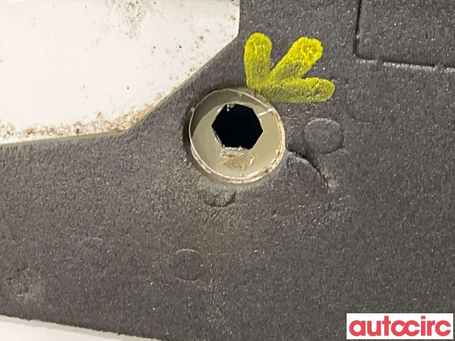 Bakluke til Audi A6, Allroad 2012-2014 (Type III, Fase 1) (C7) (C7) (AUDI|4G9827025B)