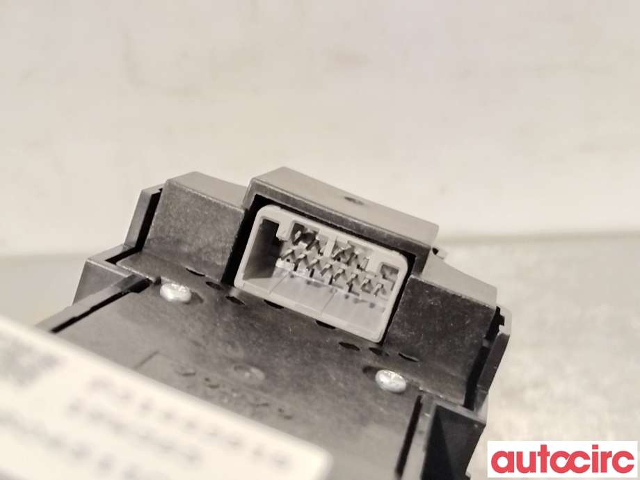 Bryter start/stopp til Volvo V60 / V60 CC 2018-->> (Type II)  (VOLVO|31443818|)