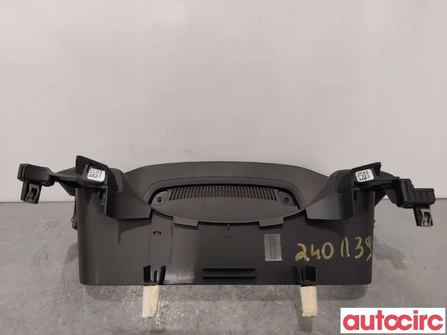 Dashbord diverse til Volvo V60 / V60 CC 2018-->> (Type II)  (VOLVO|31467501|)
