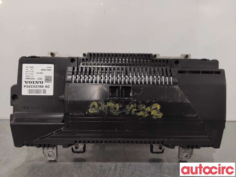 Instrumentpanel til Volvo V60 / V60 CC 2018-->> (Type II)  (VOLVO|36051312|0263719332|32233788)