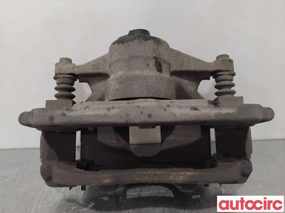 Bremsecaliper høyre foran til Toyota Avensis 2009-2015 (Type III, Fase 1)  (TOYOTA|4773005110|)