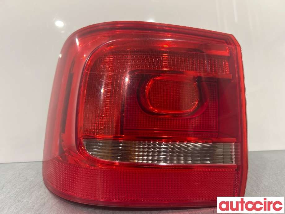 Baklykt venstre til VW Touran 2010-2015 (Type I, Fase 3) (VOLKSWAGEN|1T0945095R)