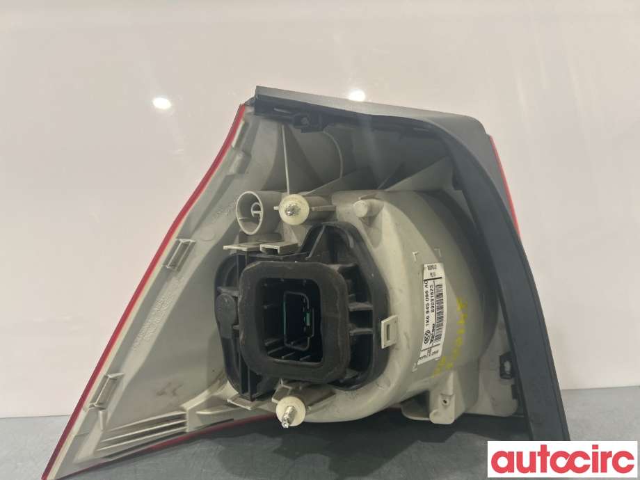 Baklykt høyre til VW Golf V, Combi 2003-2008  (VOLKSWAGEN|1K6945096AA)