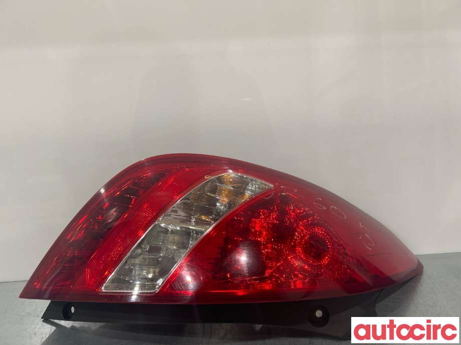Baklykt venstre til Hyundai i20, 2009-2014 (Type I) (HYUNDAI|924014P000)