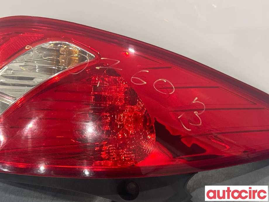 Baklykt venstre til Hyundai i20 2009-2014 (Type I) (HYUNDAI|924014P000)