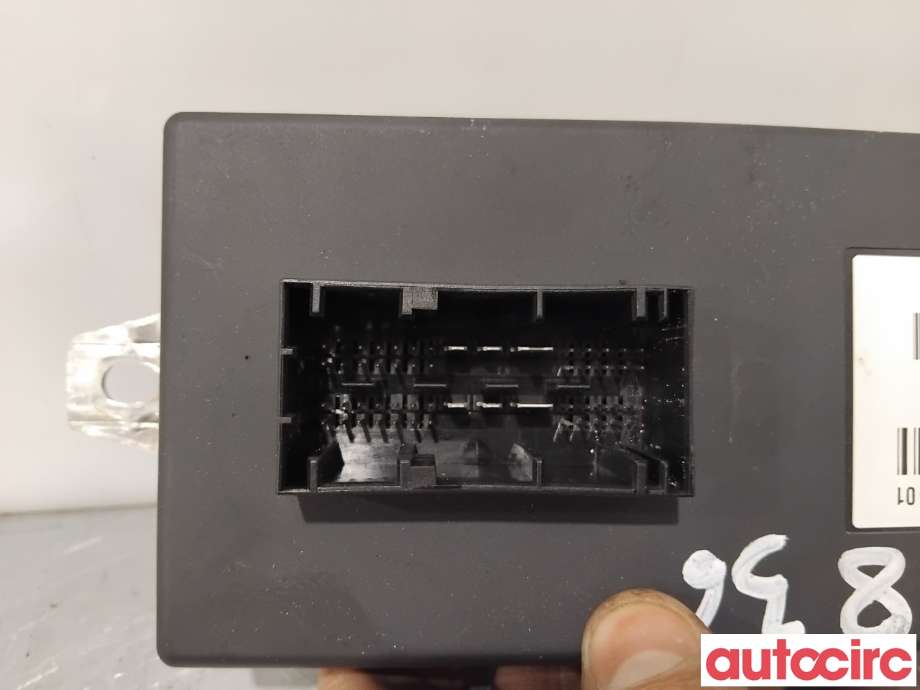 Styreenhet nivå/luftfjæring til BMW X5 2007-2013 (E70) (E70) (BMW|37146797919|00406391A2|3714-6792659)