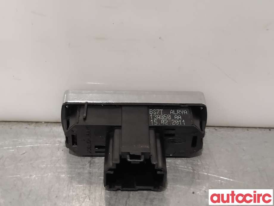 Bryter nødblink til Ford Mondeo 2011-2014 (Type IV, Fase 2)  (FORD|1706146||BS7T13A350AA)