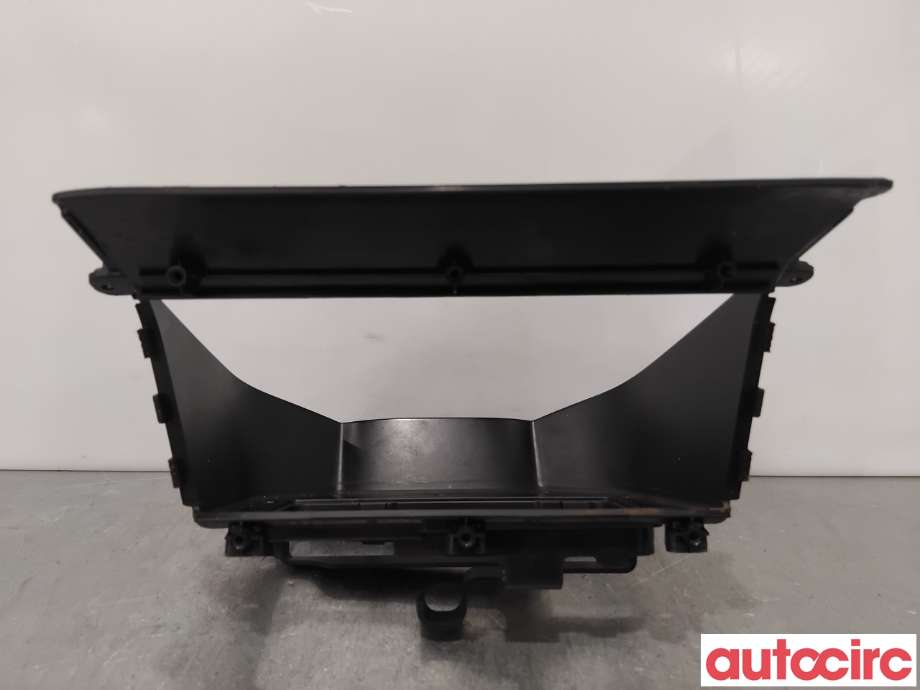 Innredning, Konsoll til Kia e-Soul 2019-->> (Type III) (KIA|84632J2010||84632-J2000)