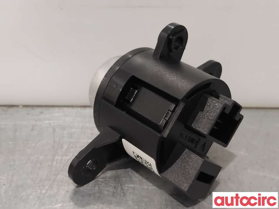 Bryter start/stopp til Kia e-Soul 2019-->> (Type III)  (KIA|93500J2000||93500-J2000)