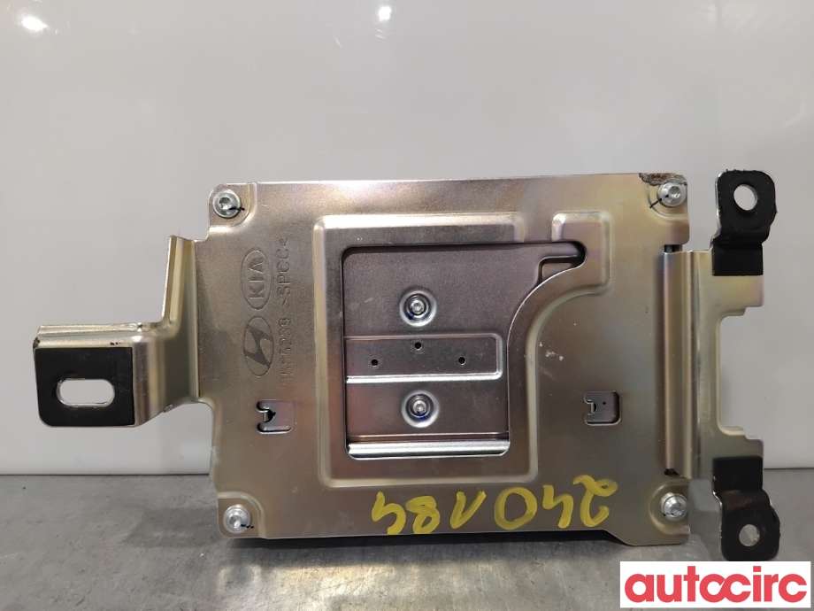 Bilstereo forsterker til Kia e-Soul 2019-->> (Type III)  (KIA|96370J2200||96370-J2200)