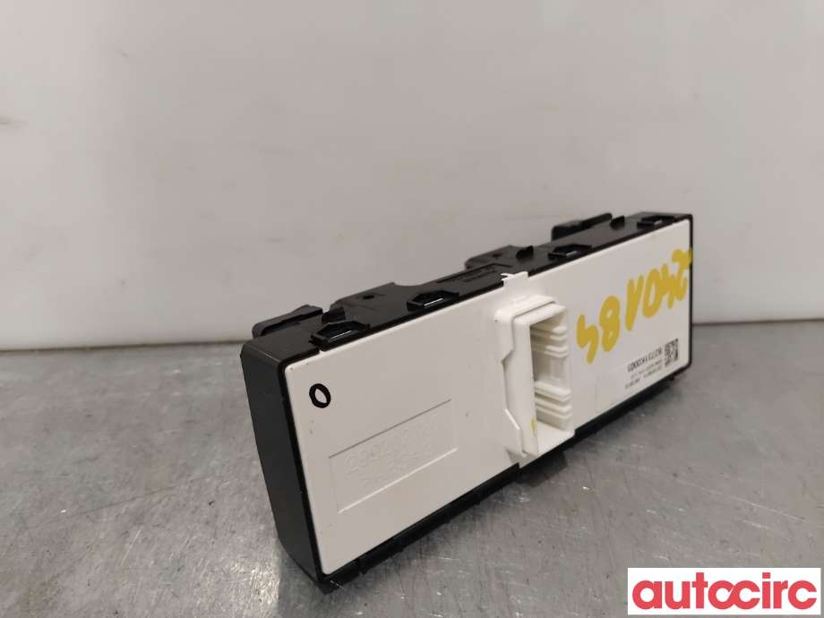 Bryter ruteheis til Kia e-Soul 2019-->> (Type III)  (KIA|93571K0300||82731K0003)