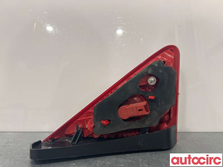 Baklykt høyre indre til Peugeot 3008 2009-2016 (Type I)  (PEUGEOT|6351HE)