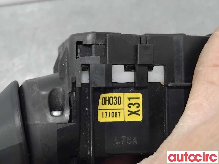 Bryter blink til Peugeot 108 2014-->>  (PEUGEOT|B000796480|)