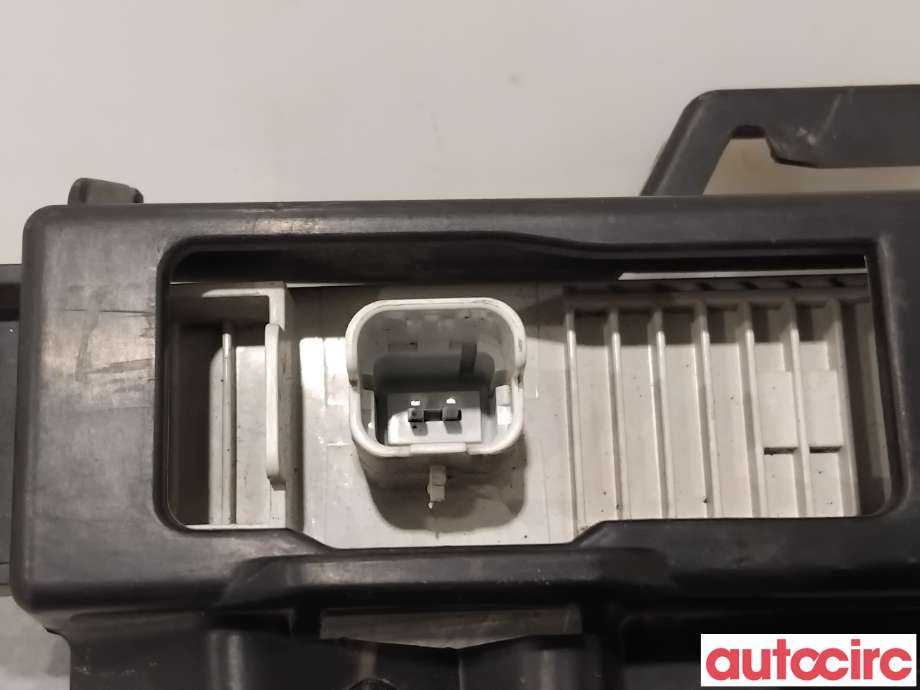 Parklykt venstre til Peugeot 108 2014-->>  (PEUGEOT|9677409380|89250841|9612662280)