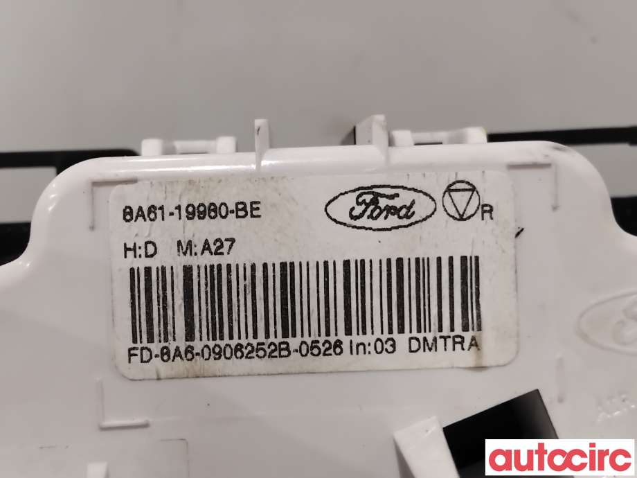 Varmeapparat betjening til Ford Fiesta 2008-2012 (Type VI, Fase 1)  (FORD|1777069||8A61-19980-BE)