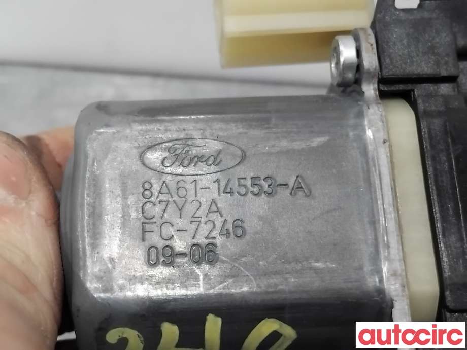 Ruteheis høyre foran til Ford Fiesta 2008-2012 (Type VI, Fase 1)  (FORD|1543207|0130822407|8A61-14553-A)