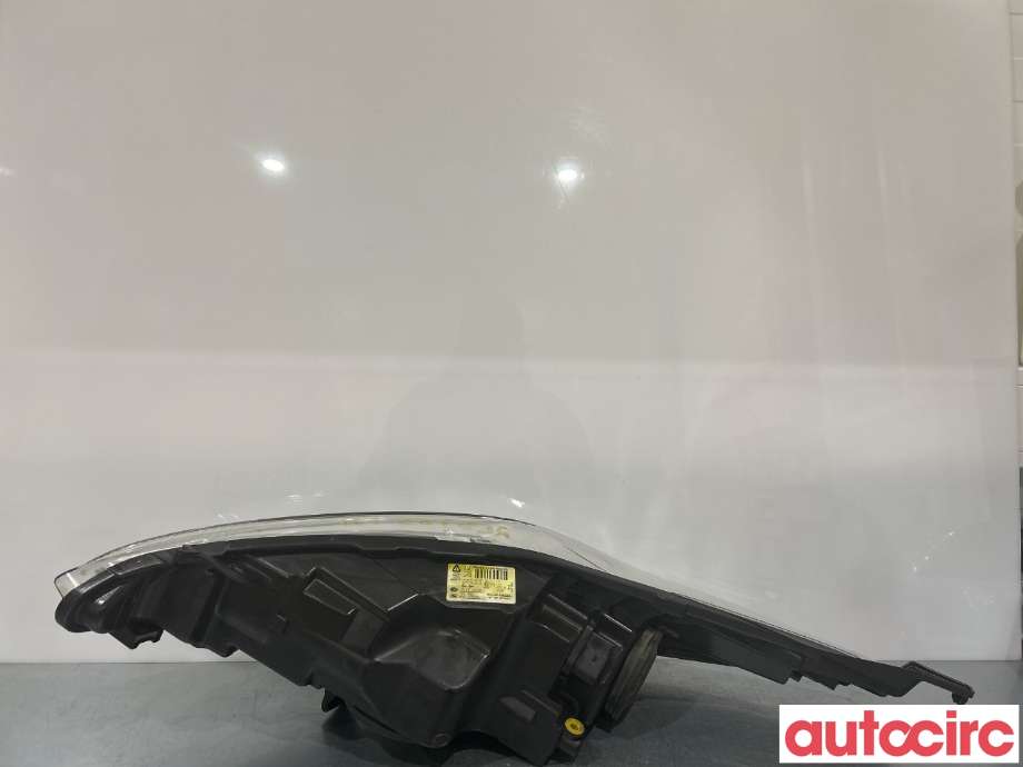 Frontlykt høyre halogen til Ford Fiesta 2008-2012 (Type VI, Fase 1)  (FORD|1740029)
