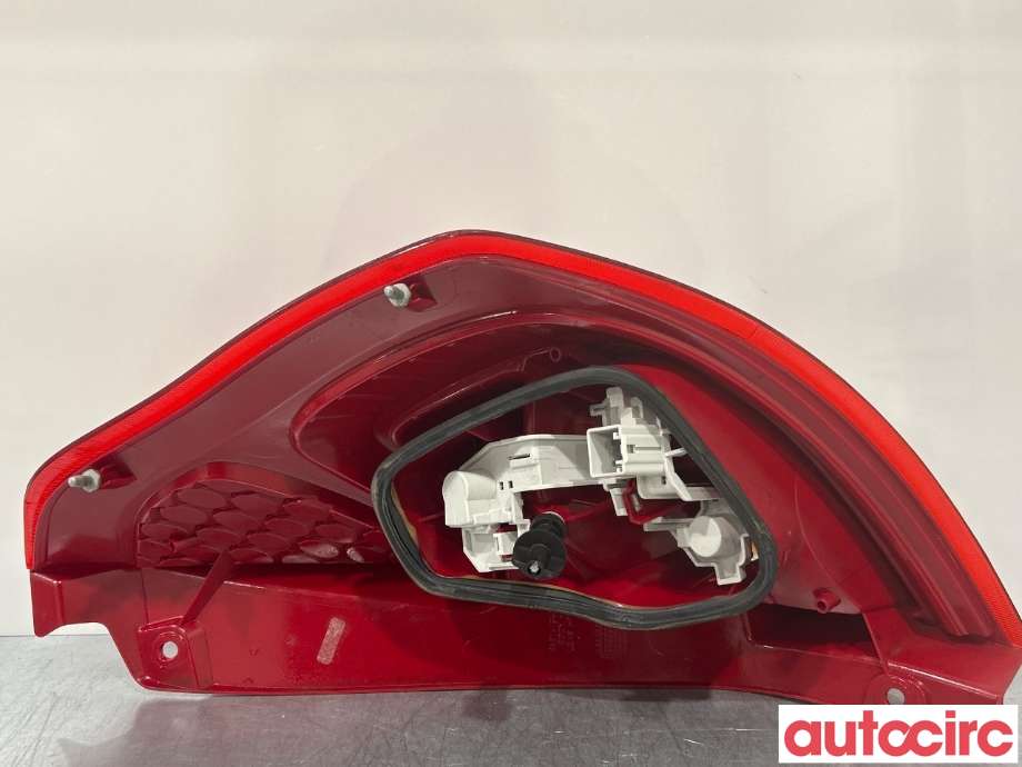 Baklykt venstre til Ford Fiesta 2008-2012 (Type VI, Fase 1)  (FORD|1709553)