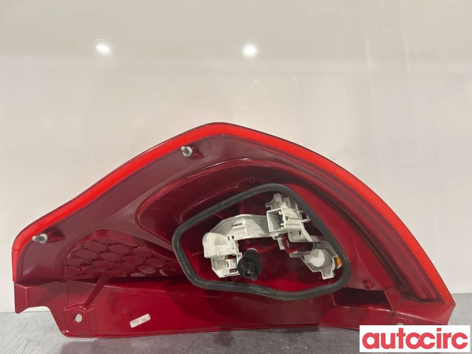 Baklykt venstre til Ford Fiesta 2008-2012 (Type VI, Fase 1)  (FORD|1709553)