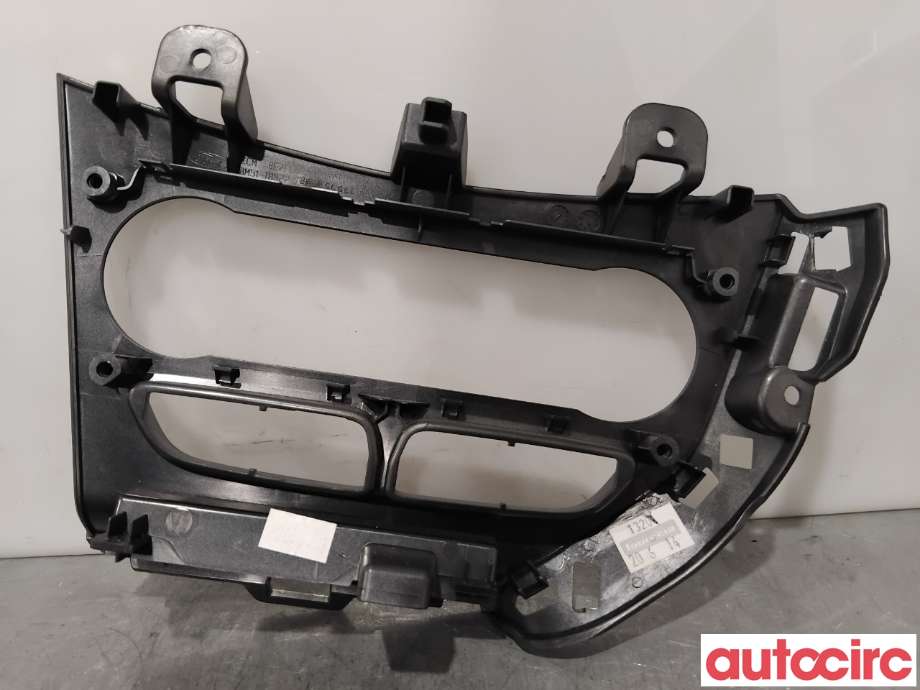 Diverse deler til Ford Focus 2011-2014 (Type III, Fase 1)  (FORD|1835482||BM51-18522-BEW)
