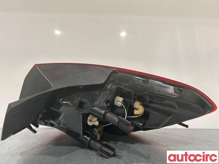 Baklykt venstre til Opel Astra J 2010-2015  (OPEL|13306453)