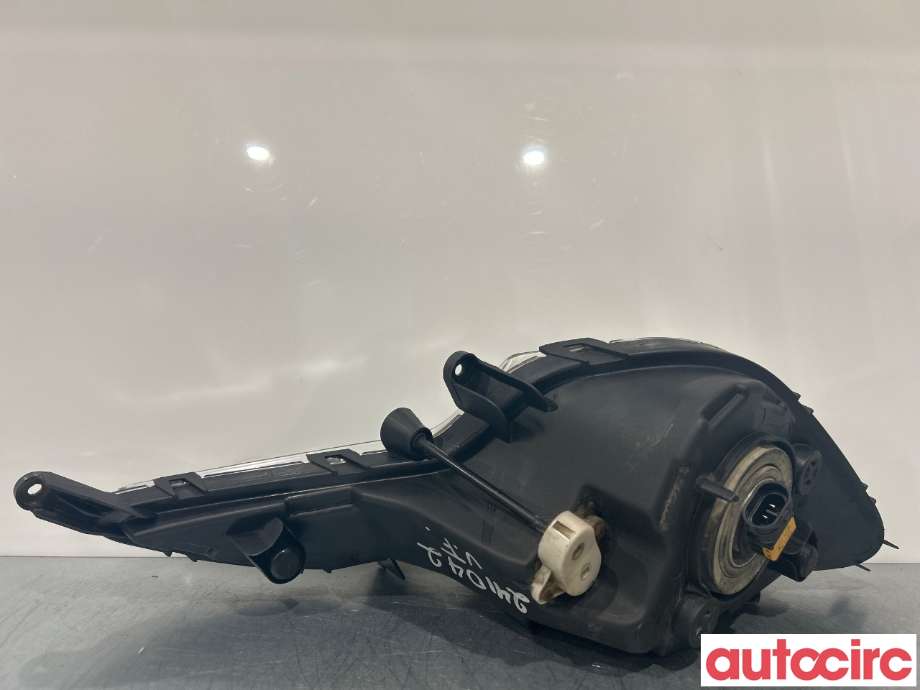 Tåkelykt høyre foran til Hyundai i40 2012-2017  (HYUNDAI|922013Z000)