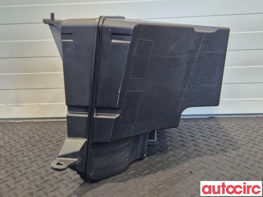 Bilstereo høyttaler til Tesla Model Y 2021-2024 (Type I)  (TESLA|1656267-00-B)