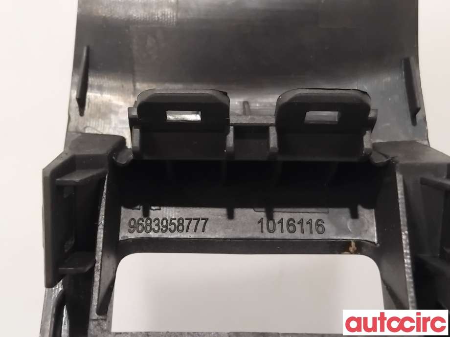 Innredning, Konsoll til Peugeot 308 2007-2011 (Type I, Fase 1) (PEUGEOT|7591F5||9683958777)