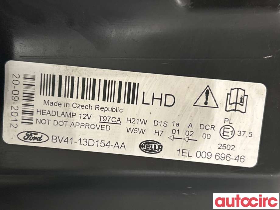 Frontlykt høyre halogen til Ford Kuga 2008-2012 (Type I)  (FORD|1590741)