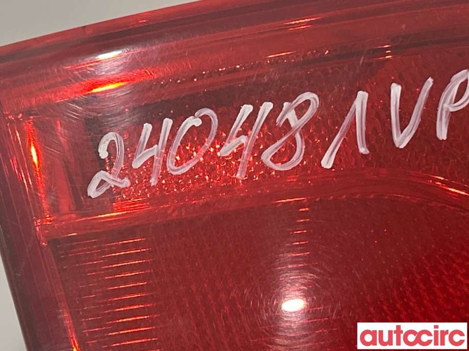 Baklykt venstre indre til VW Jetta 2011-->>  (VOLKSWAGEN|5C6945093A)