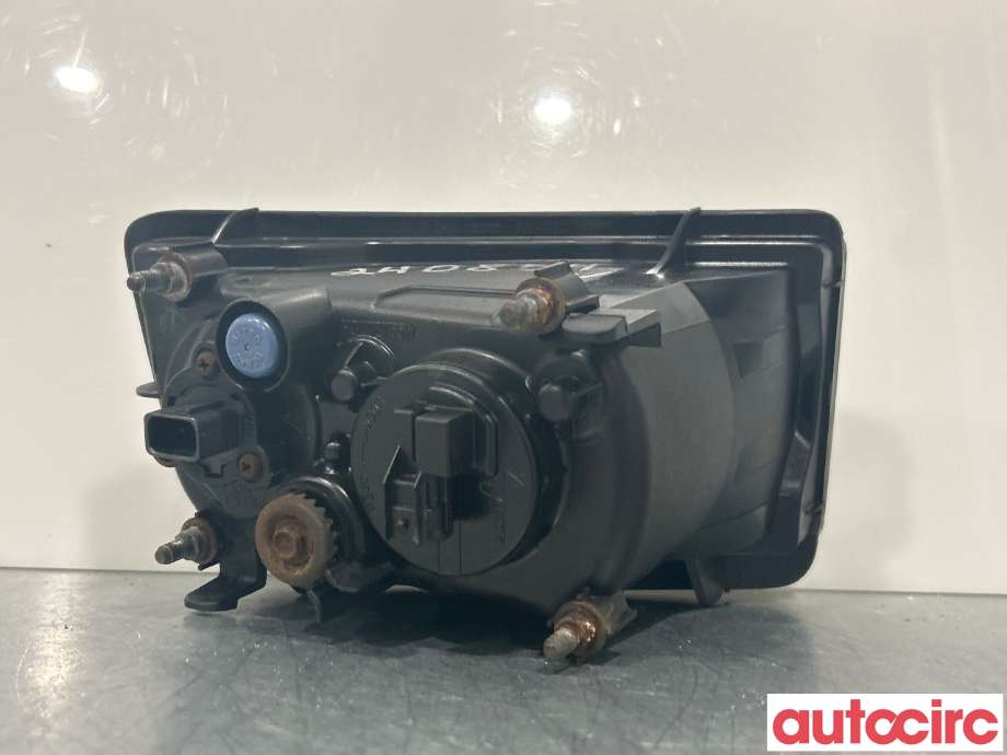 Tåkelykt høyre foran til Isuzu D-Max 2012-2017 (Type II, Fase 1)  (ISUZU|8-98043-066-0)