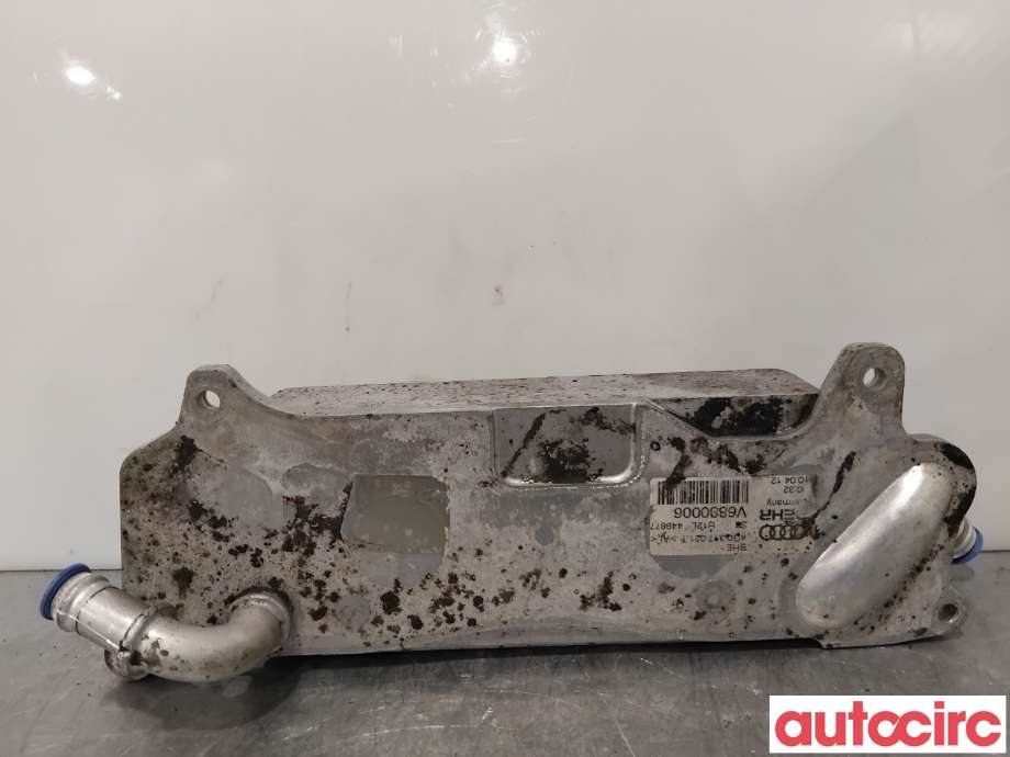 Oljekjøler til Audi A6 2011-2014 (Type IV, Fase 1) (C7) (C7) (AUDI|4G0317021T|V6880006|4G0317021AF)
