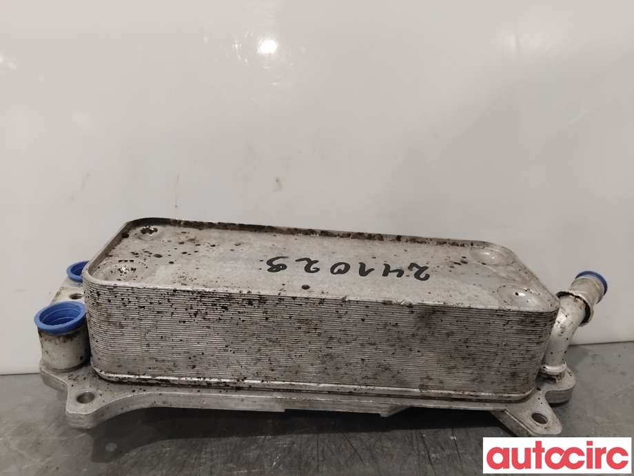 Oljekjøler til Audi A6 2011-2014 (Type IV, Fase 1) (C7) (C7) (AUDI|4G0317021T|V6880006|4G0317021AF)