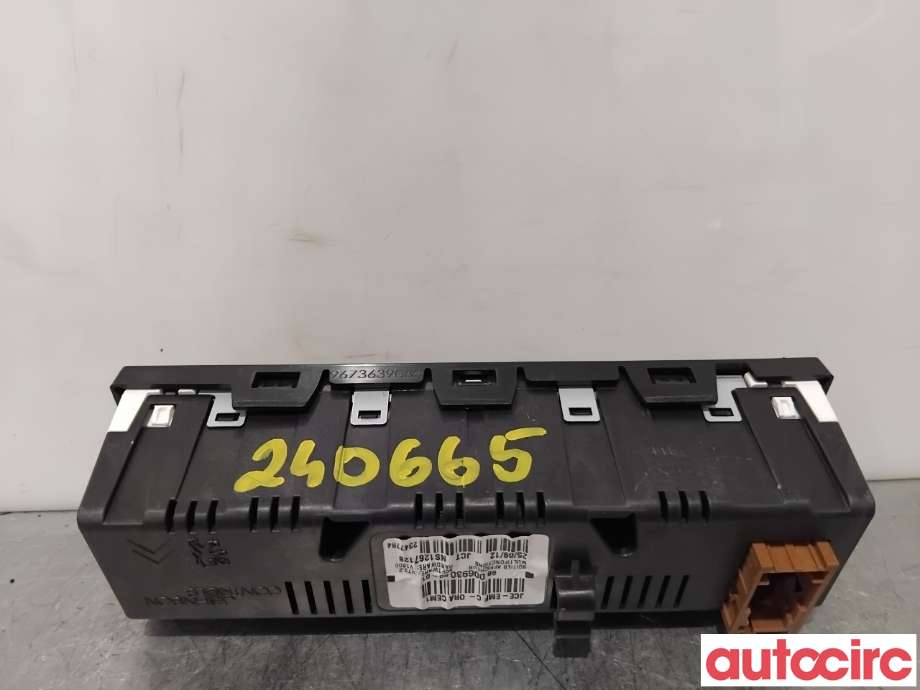 Multimedia display (MCU - Media Controller Unit) til Citroën DS3 2010-2019  (CITROEN|9678491880|9800693080|9821851780)