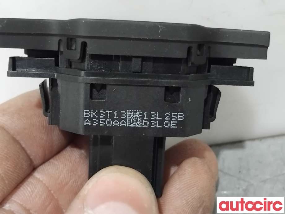Bryter nødblink til Ford Transit Custom 2013-2023 (Type I)  (FORD|1791711||BK3T13A350AA)