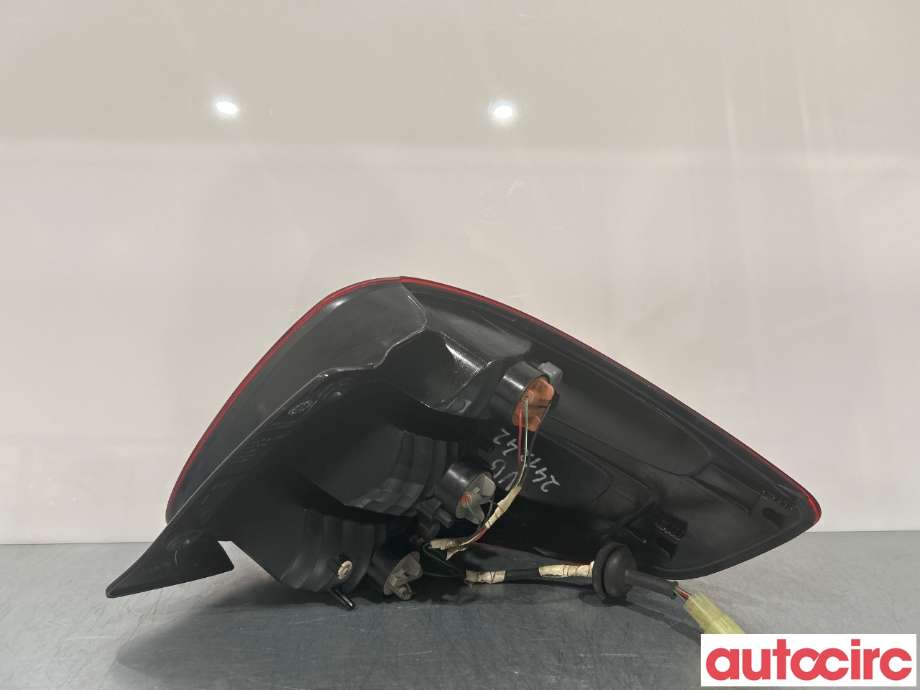 Baklykt venstre til Suzuki SX4 2009-2013 (Type I, Fase 2)  (SUZUKI|35670-79J00)