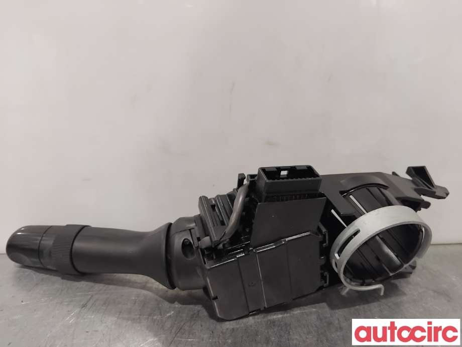 Bryter blink til Toyota Avensis 2009-2015 (Type III, Fase 1) (TOYOTA|8465205210|)