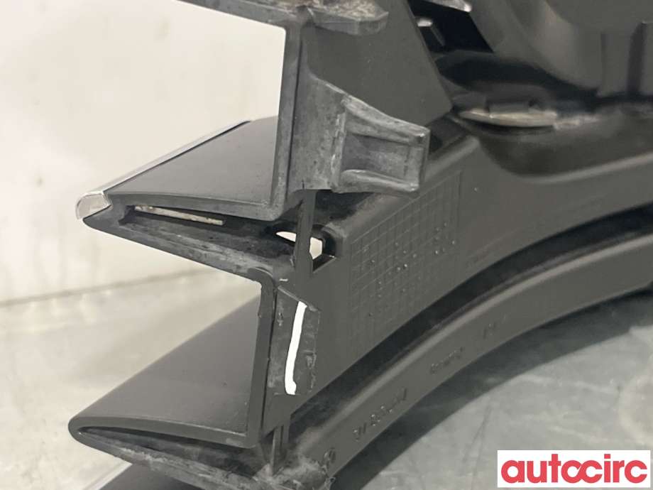 Frontlyktehus til VW Passat 2011-2015 (B7) (B7) (VOLKSWAGEN|3AA854662B||3AA853666A)