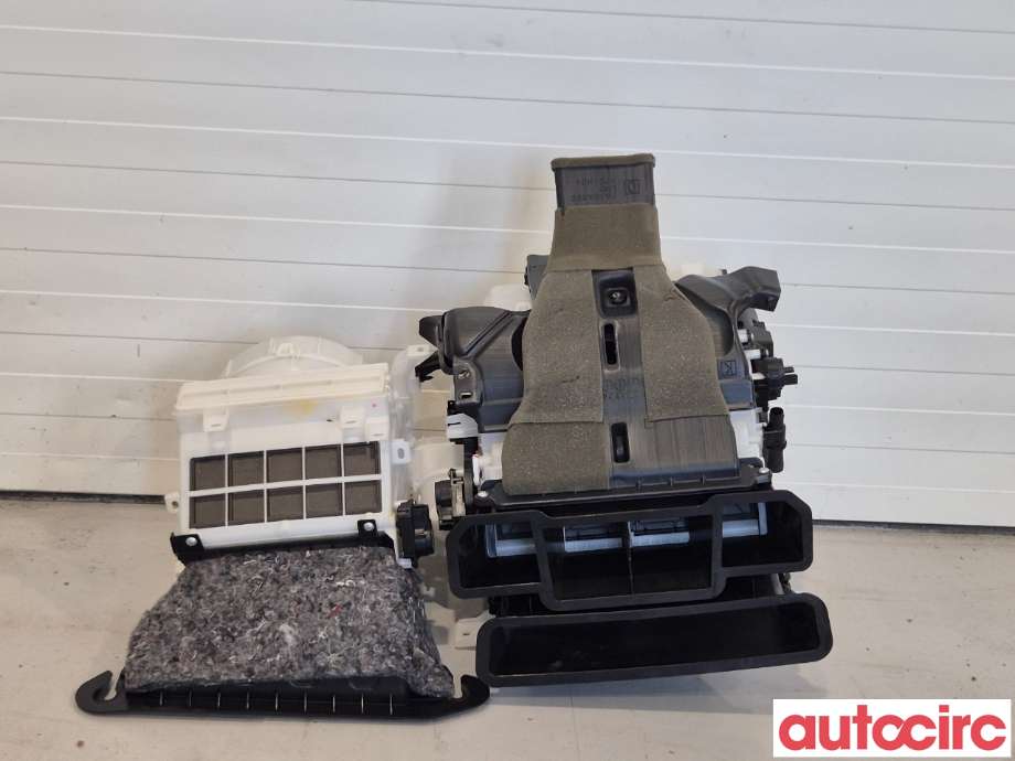 Diverse deler til Mitsubishi Outlander, 2015-->> (Type III, Fase 2)  (MITSUBISHI|7800A518)
