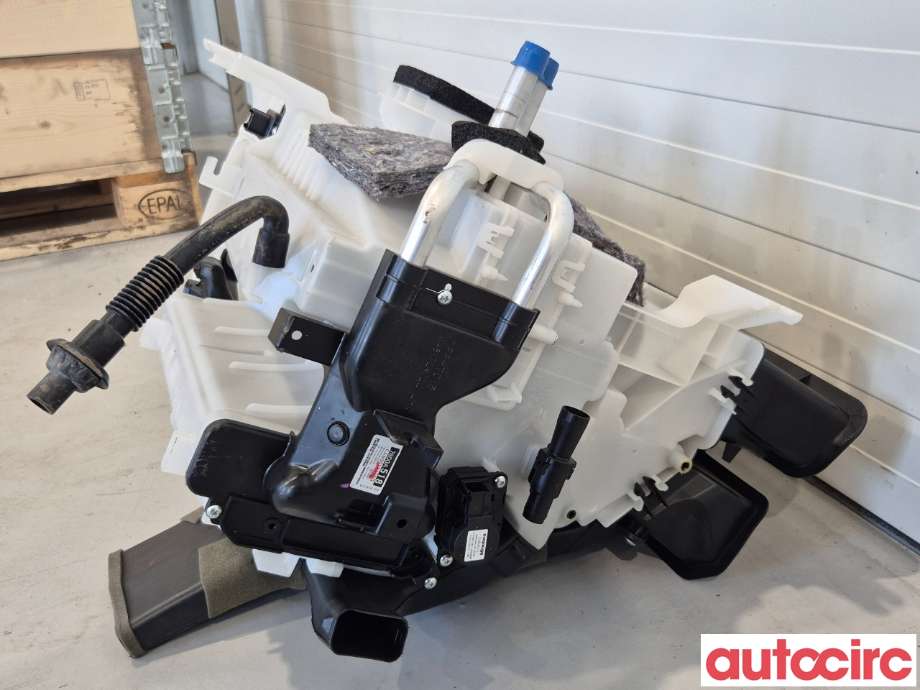 Diverse deler til Mitsubishi Outlander 2015-->> (Type III, Fase 2)  (MITSUBISHI|7800A518|)