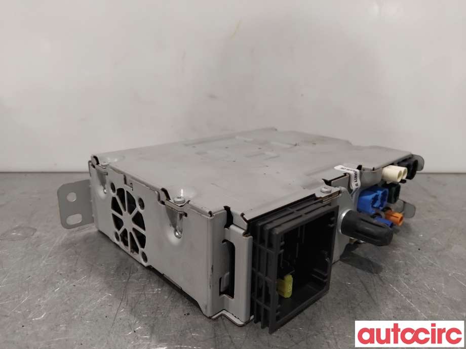 Bilstereo navigasjon til Peugeot 208 2019-->> (Type II)  (PEUGEOT|1671944380|A3C0186270701|1680319380)